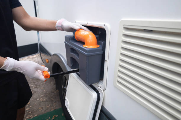 Portable Toilet Options We Offer in Lauderdale, MN